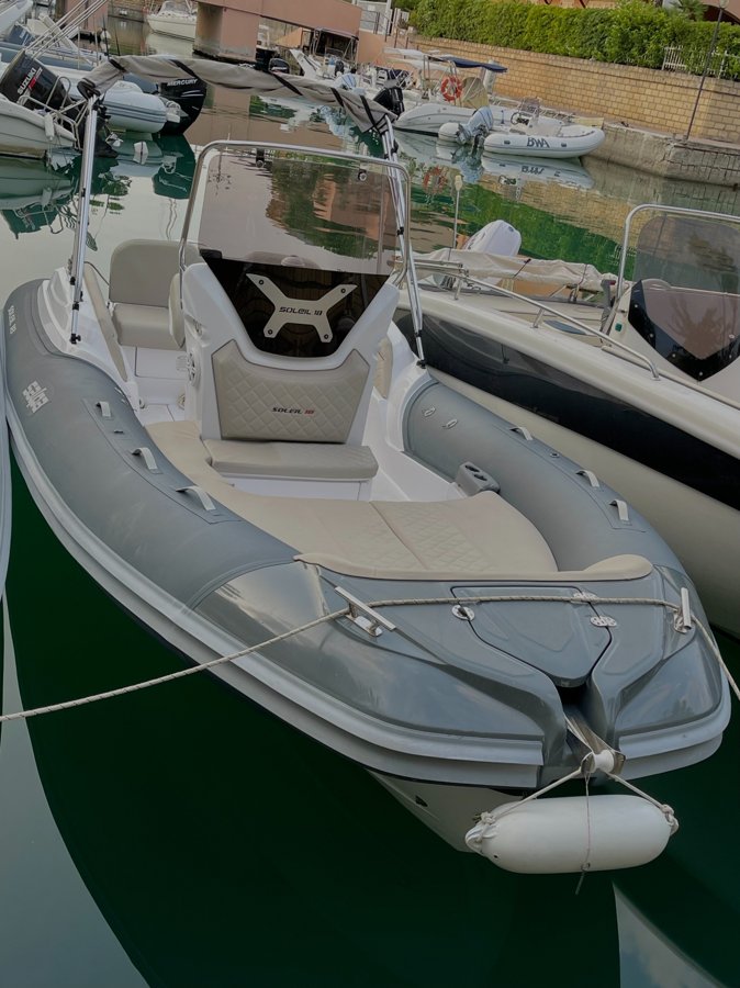 Gem Boat rental fleet — photo 3