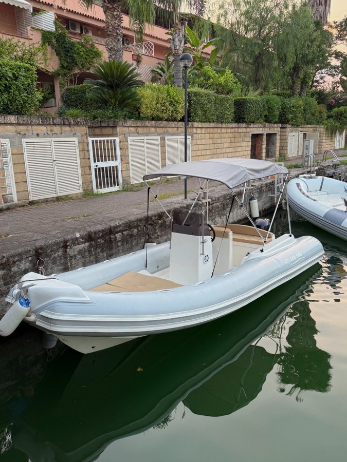 Gem Boat rental fleet — photo 8